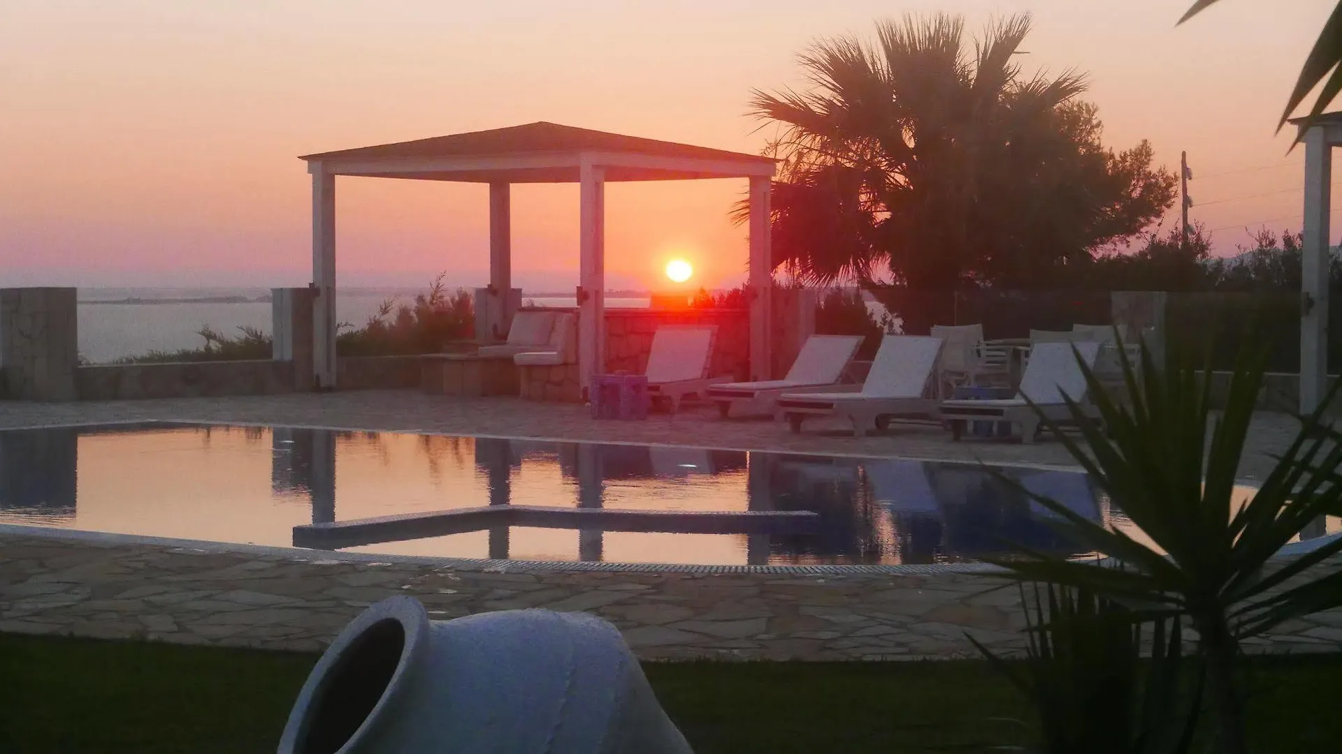 Appartement Agnanti Suites Minia Griekenland