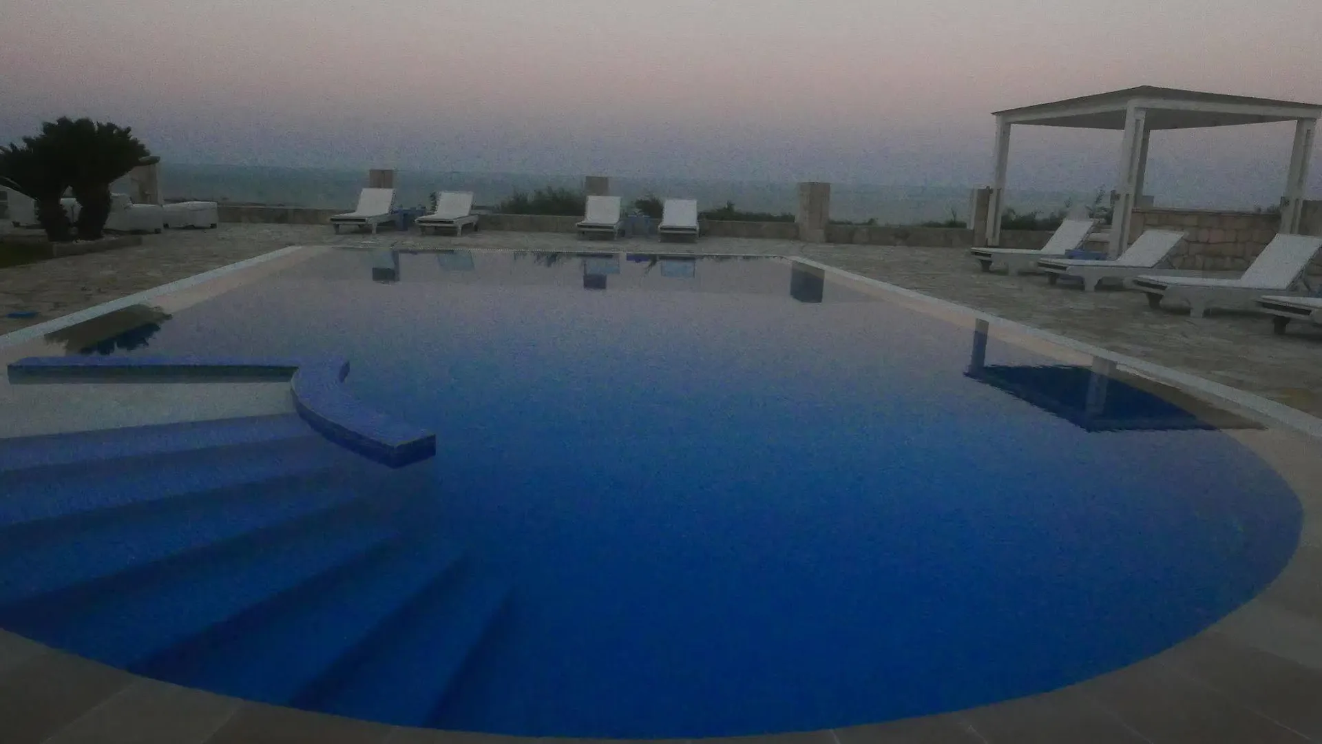 Agnanti Suites Minia